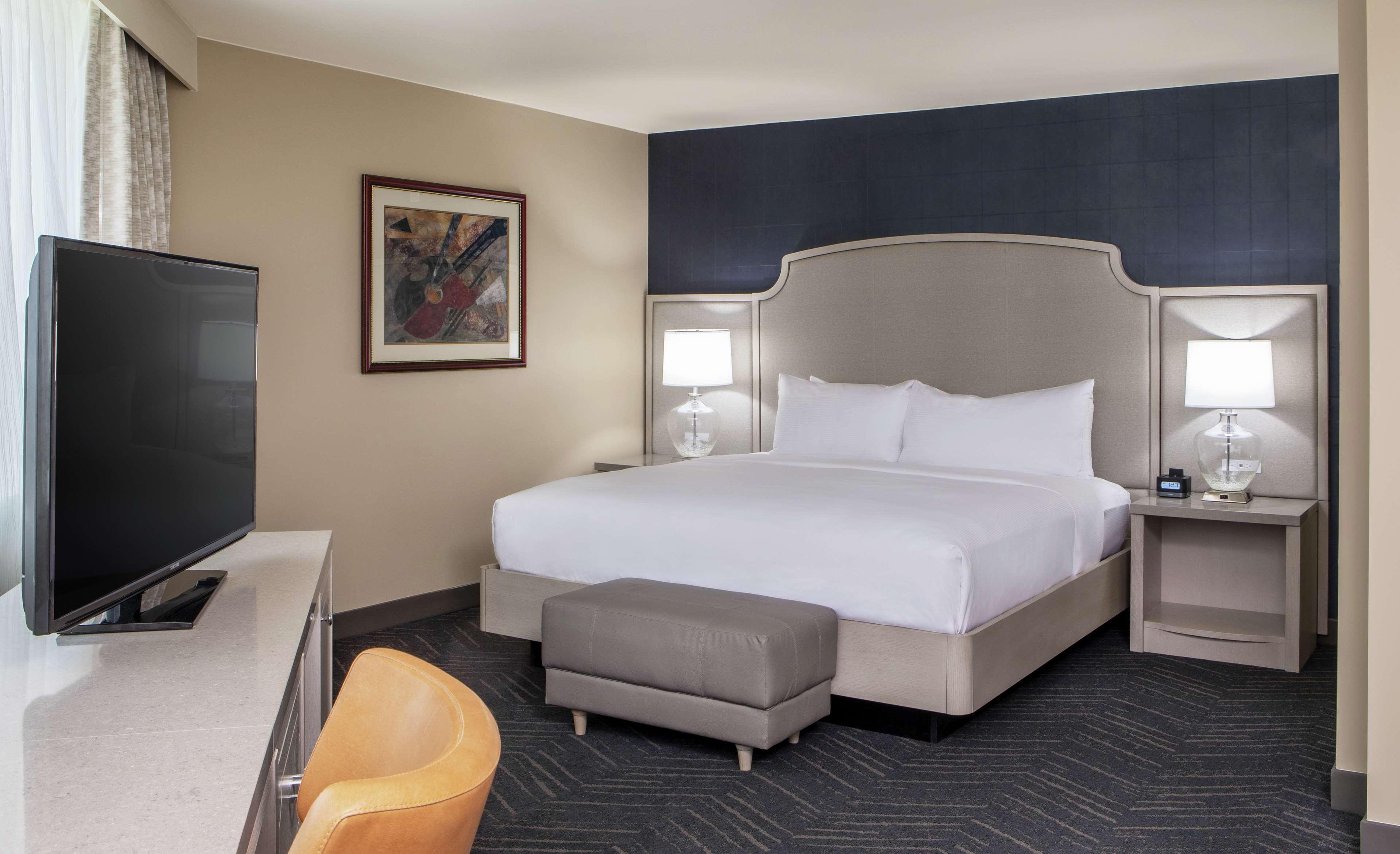 Doubletree By Hilton Hotel Nashville Downtown מראה חיצוני תמונה