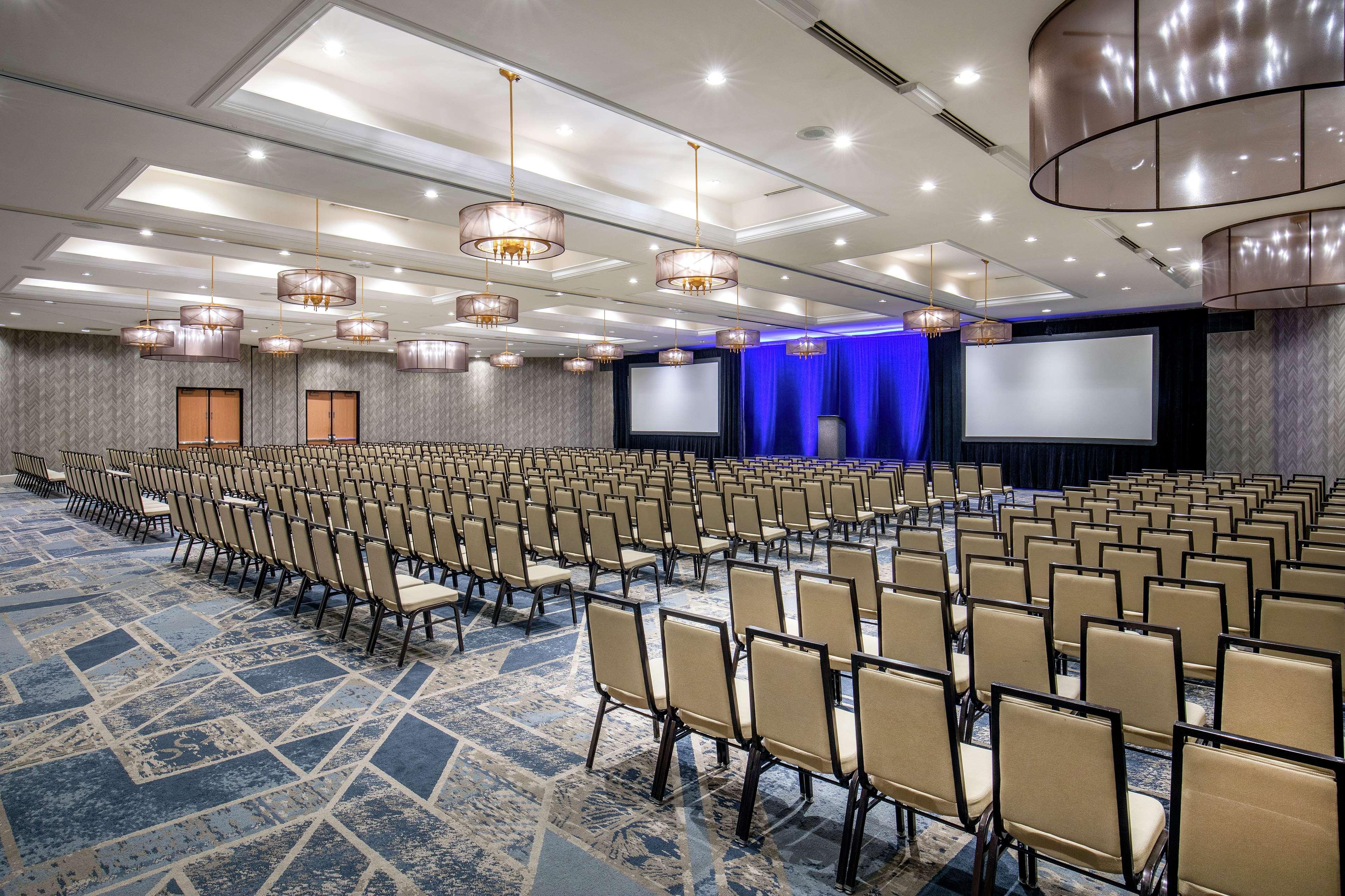 Doubletree By Hilton Hotel Nashville Downtown מראה חיצוני תמונה
