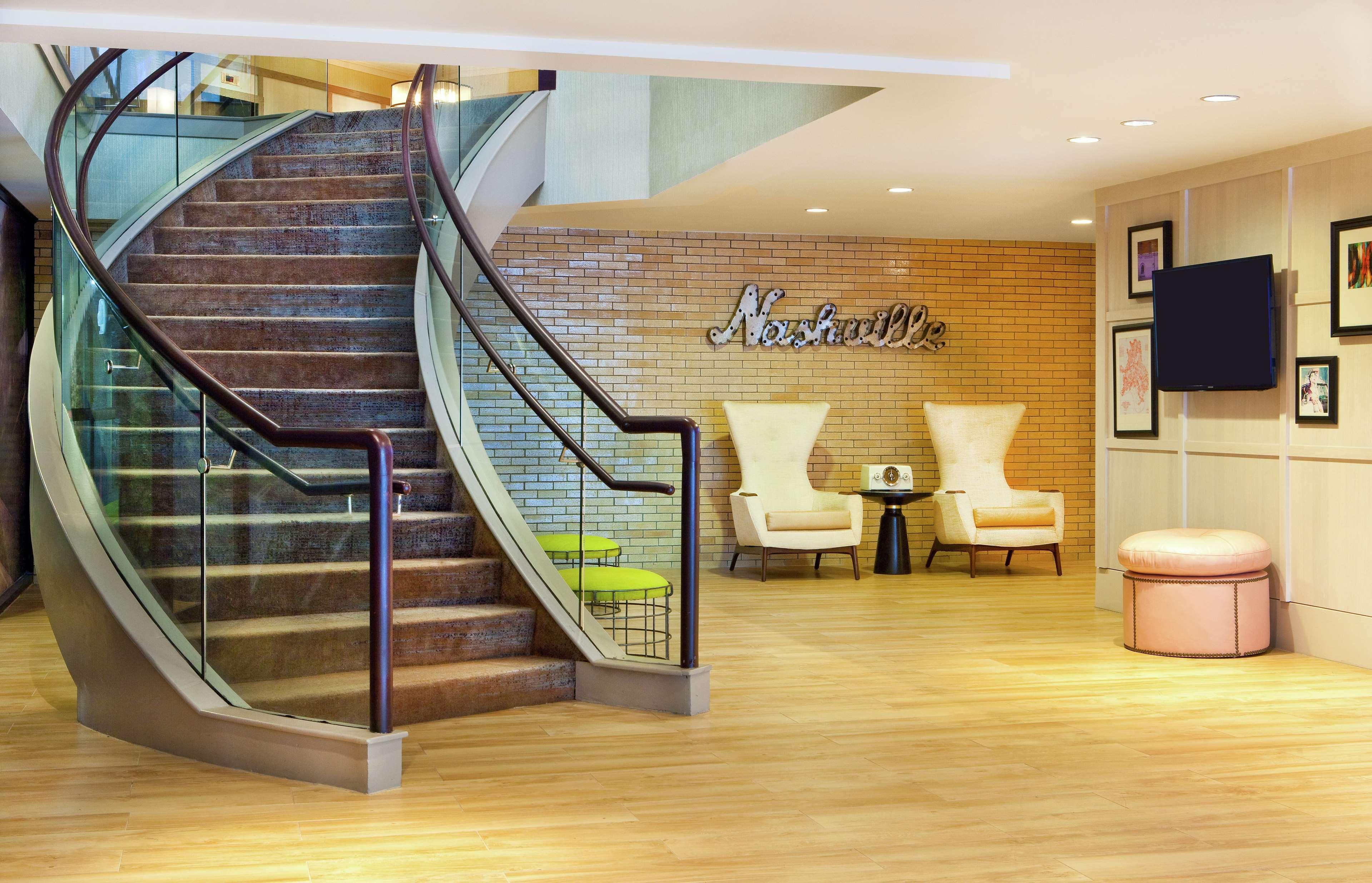 Doubletree By Hilton Hotel Nashville Downtown מראה חיצוני תמונה