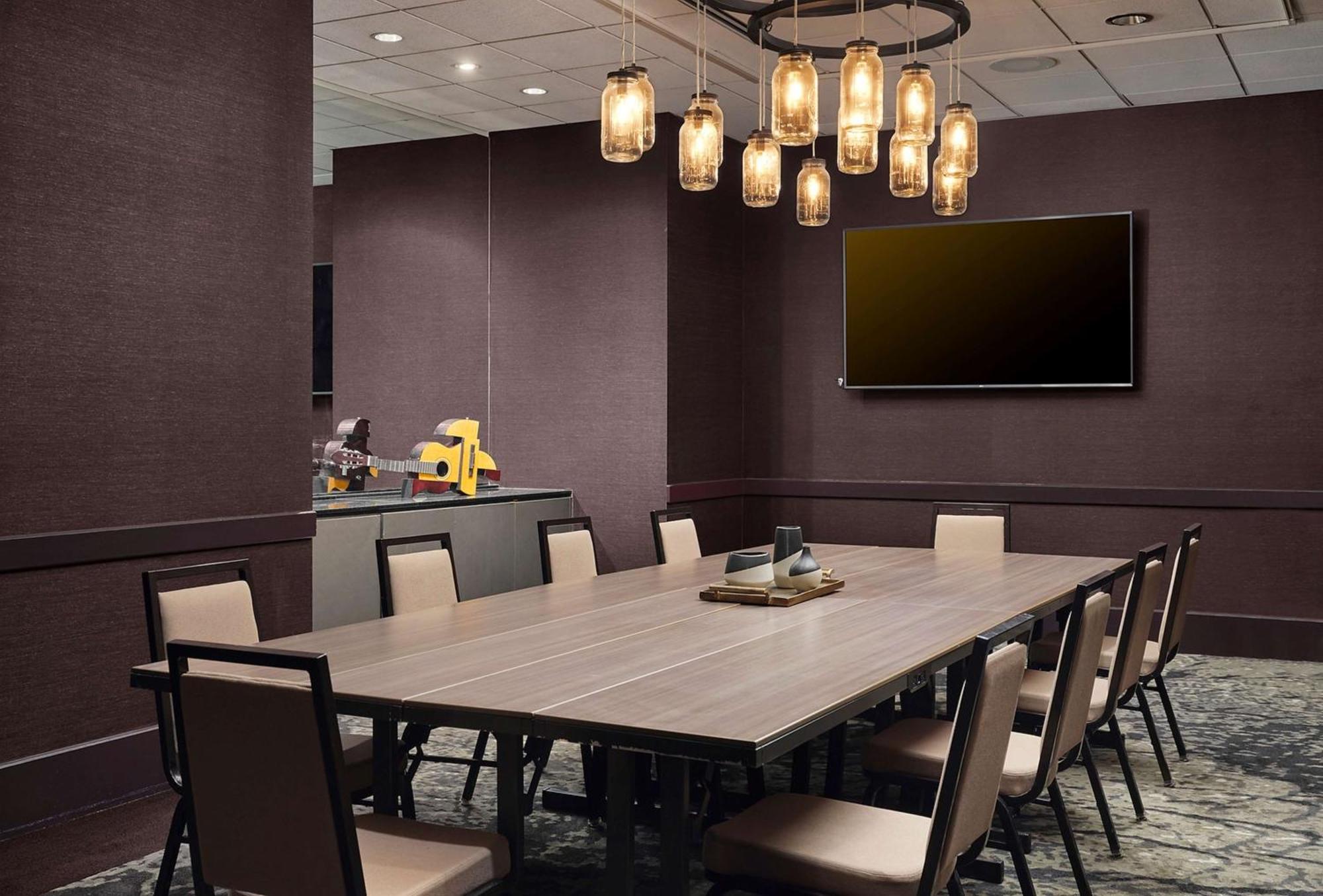 Doubletree By Hilton Hotel Nashville Downtown מראה חיצוני תמונה