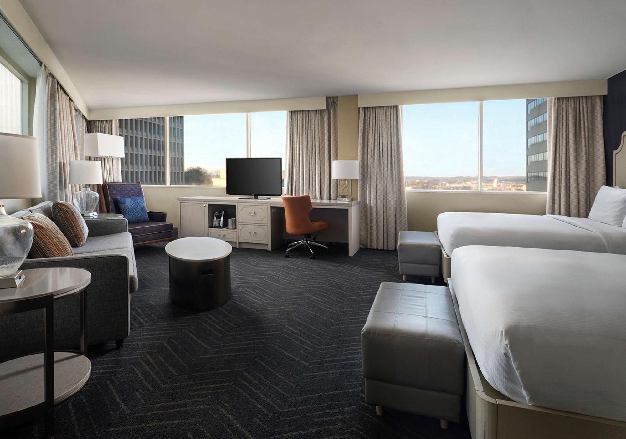 Doubletree By Hilton Hotel Nashville Downtown מראה חיצוני תמונה
