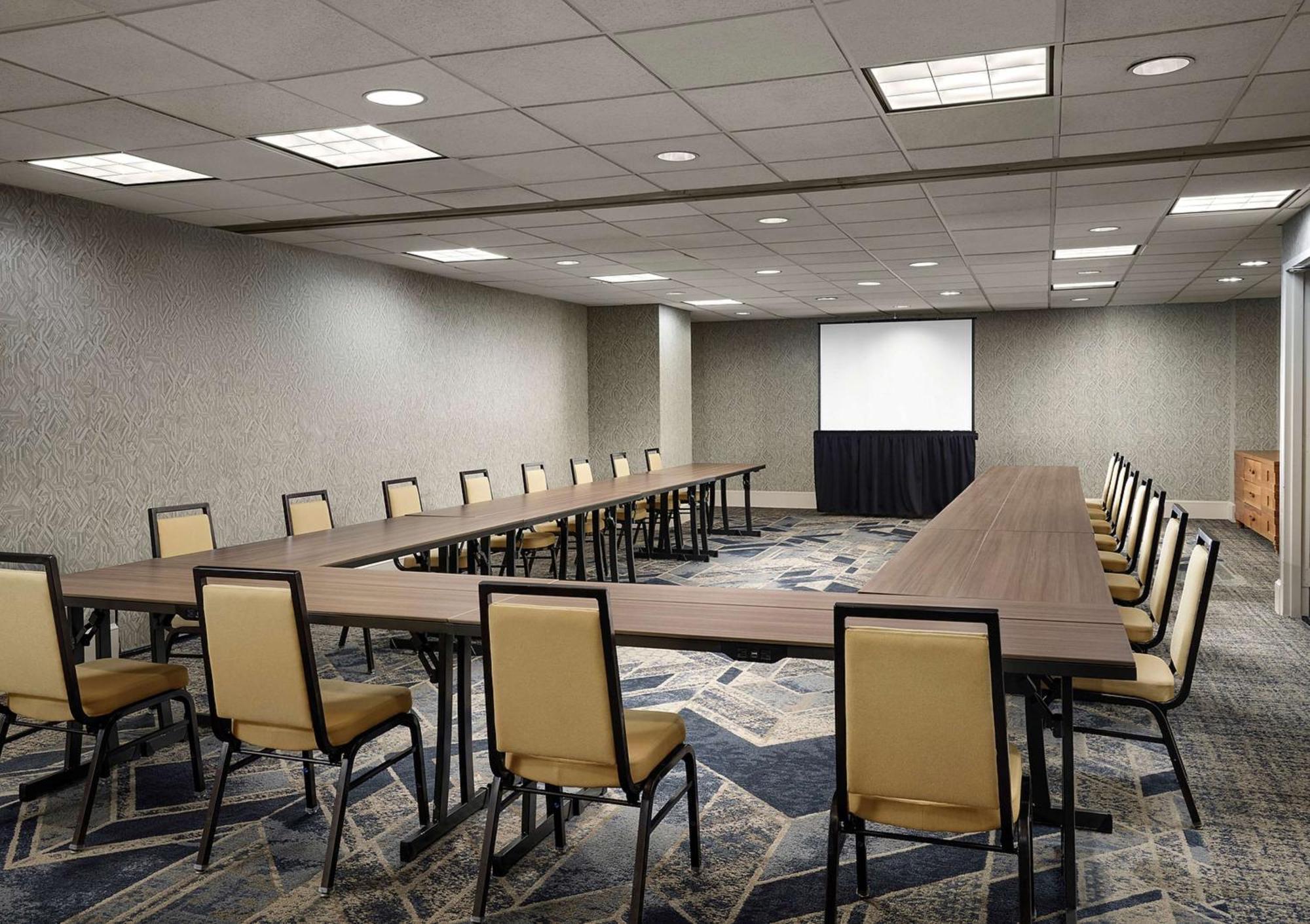 Doubletree By Hilton Hotel Nashville Downtown מראה חיצוני תמונה