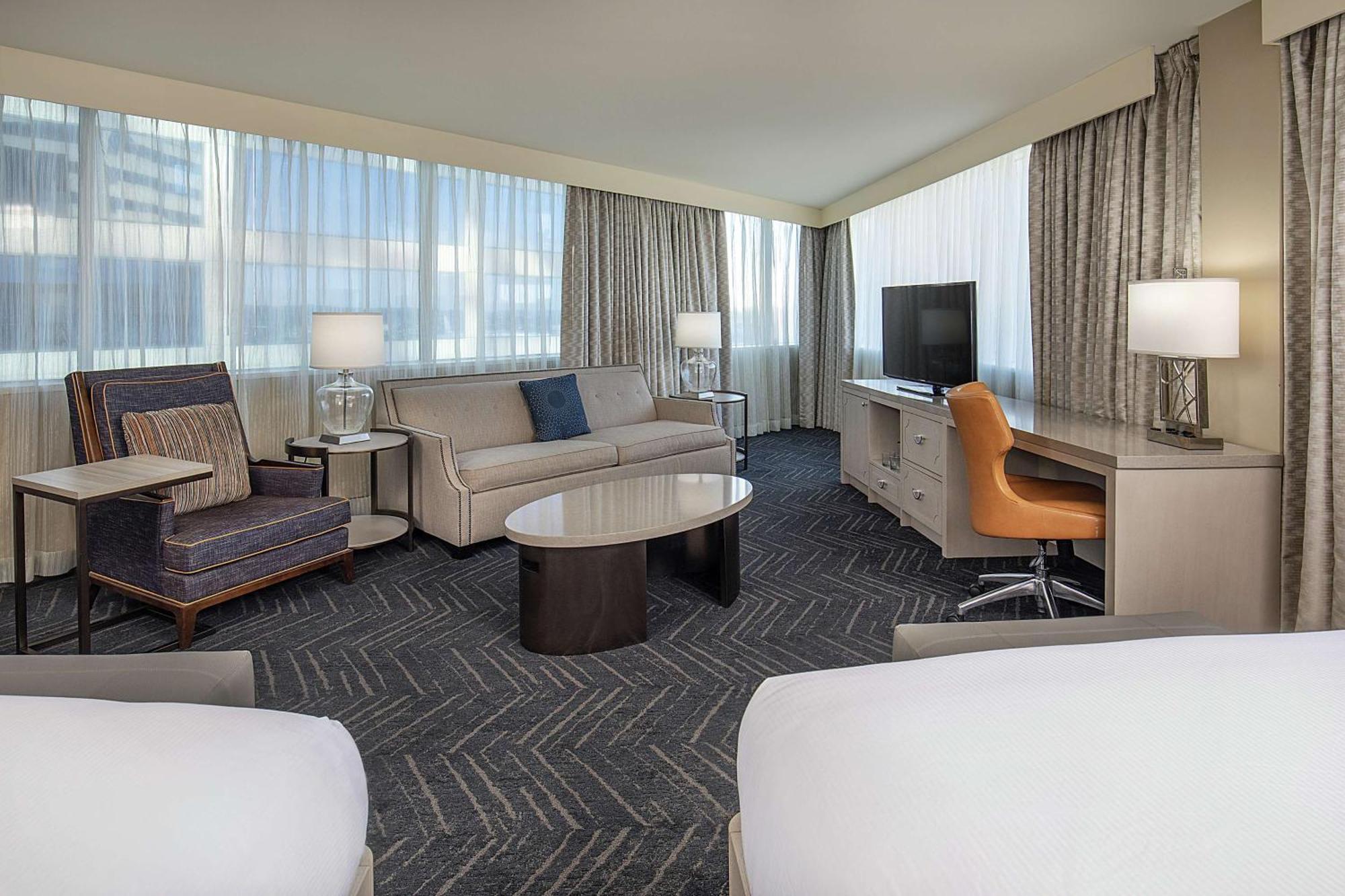 Doubletree By Hilton Hotel Nashville Downtown מראה חיצוני תמונה