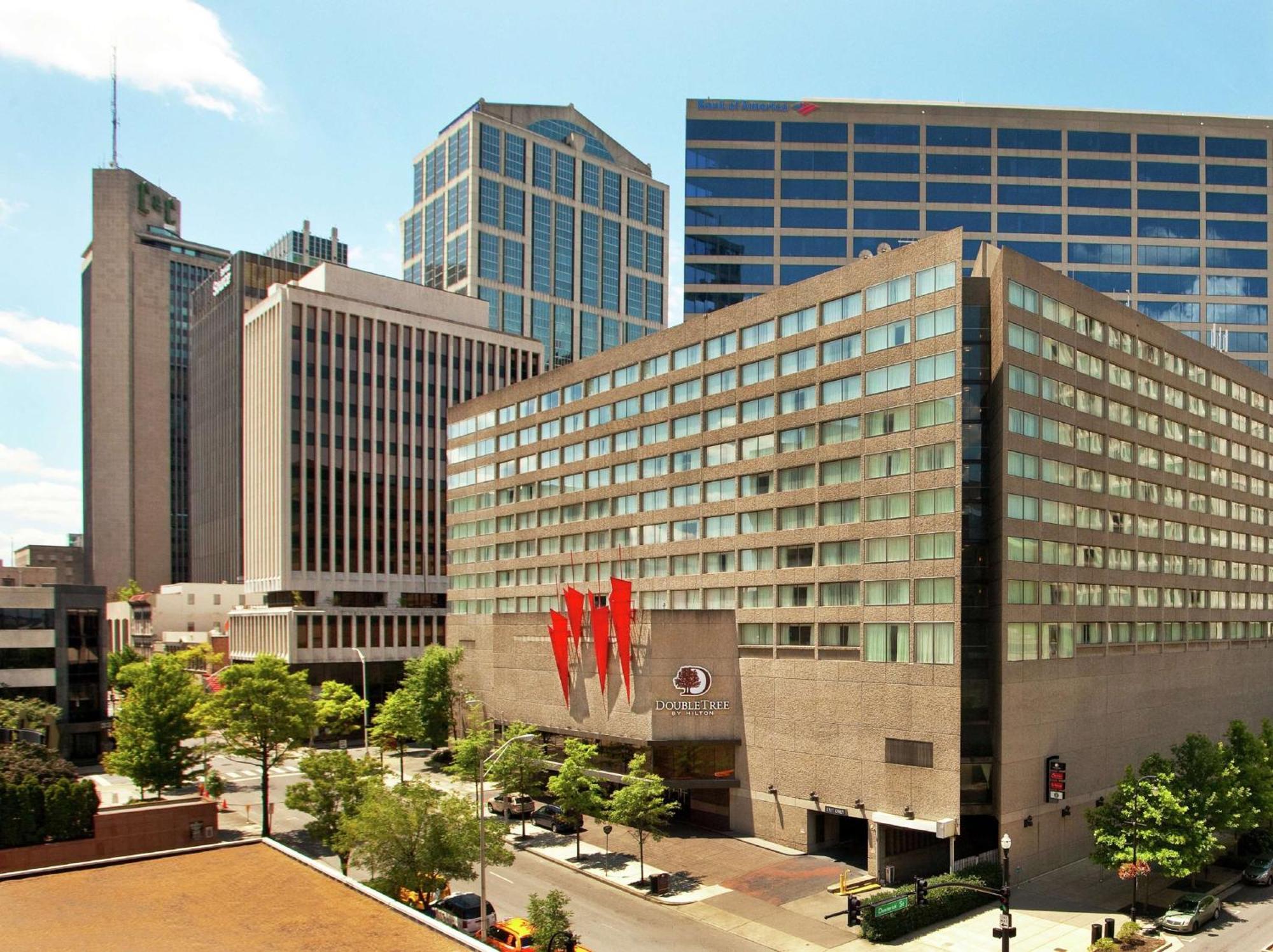 Doubletree By Hilton Hotel Nashville Downtown מראה חיצוני תמונה